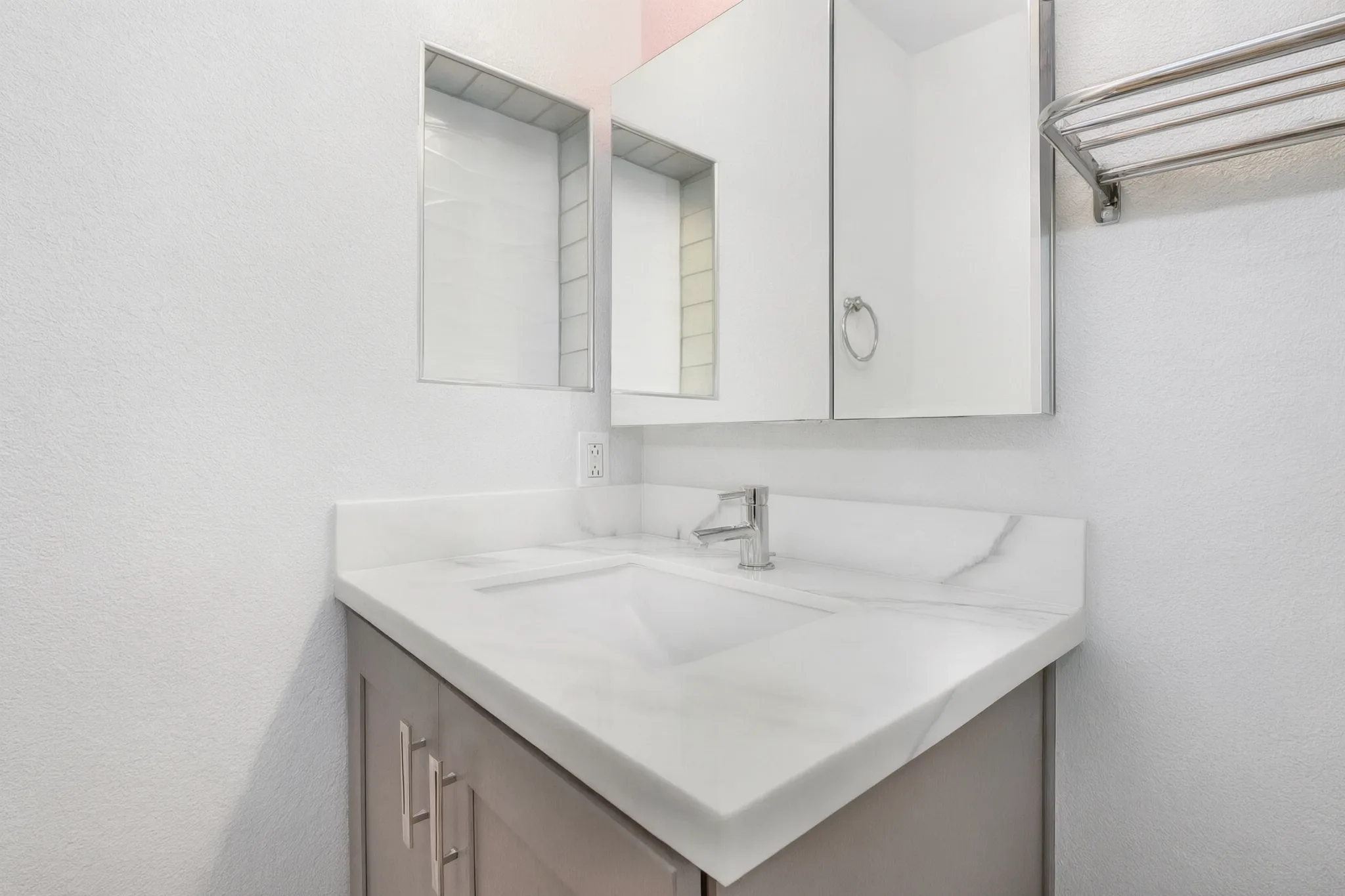 Interior renovation, Laguna Niguel, Avorino