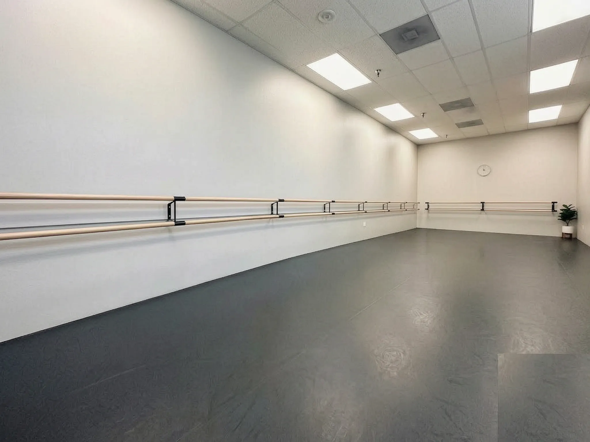 N10 Dance Studio barre studio with full mirror wall, Orange County