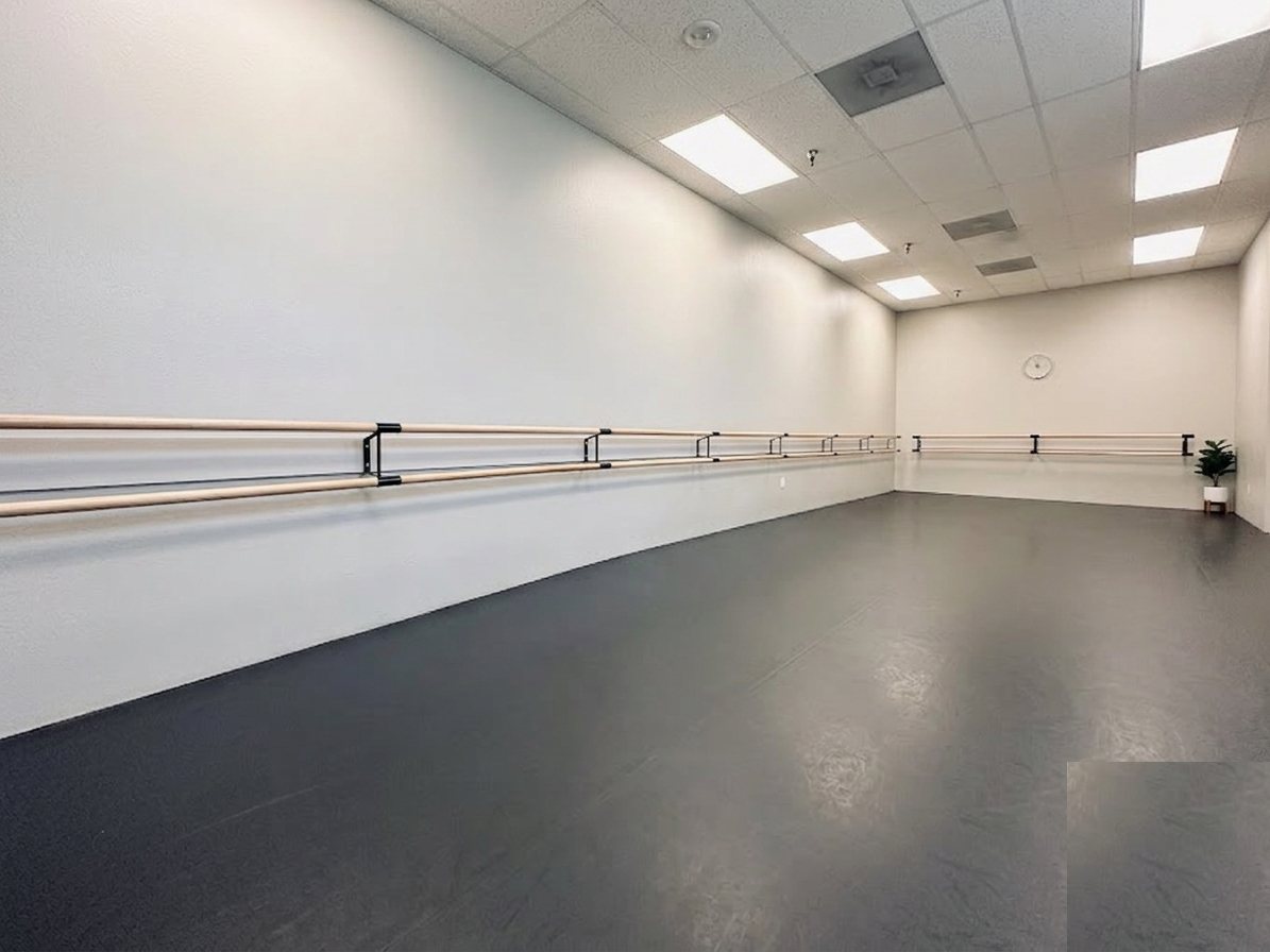 N10 Dance Studio barre studio with full mirror wall, Orange County