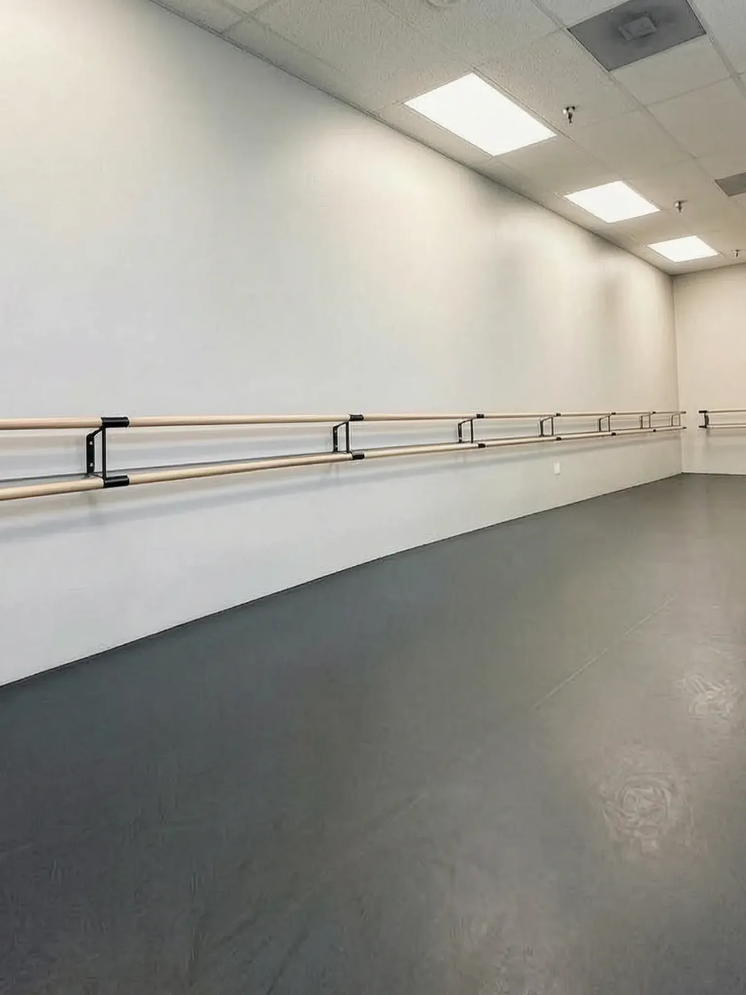 N10 Dance Studio barre studio with full mirror wall, Orange County